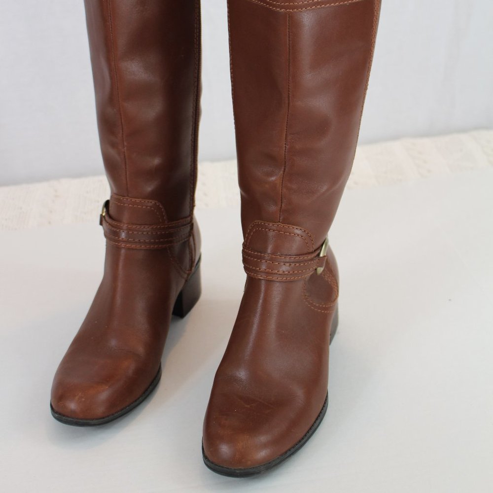 BANDOLINO BROWN LEATHER HEELED TALL BOOTS